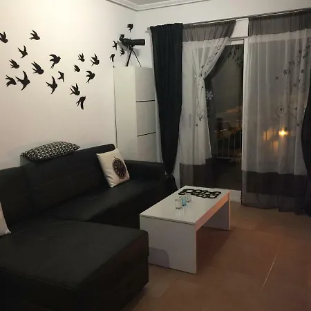 Apartamento En Campello شقة *
